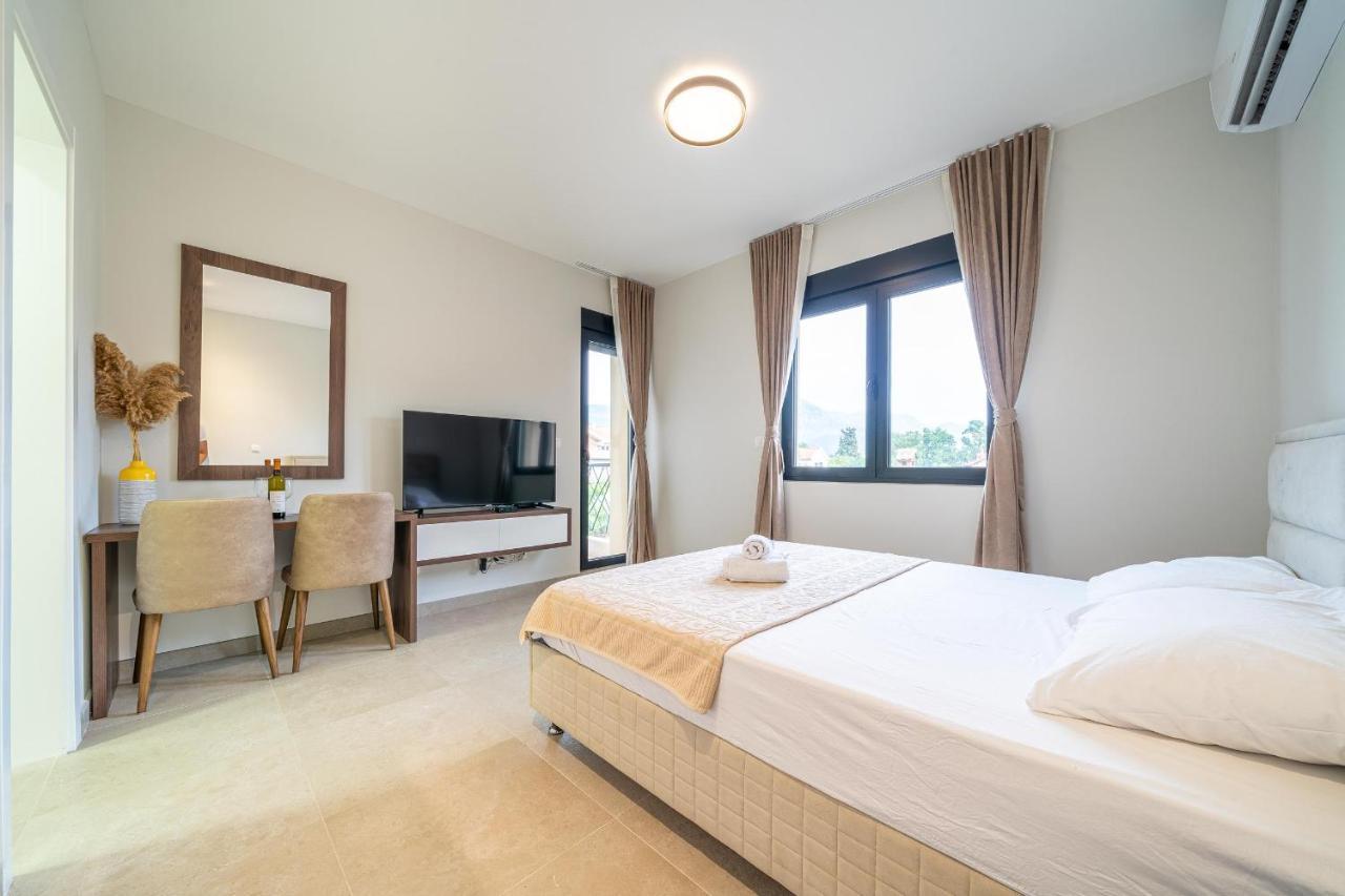 Studio Apartment N2 Tivat Exterior foto